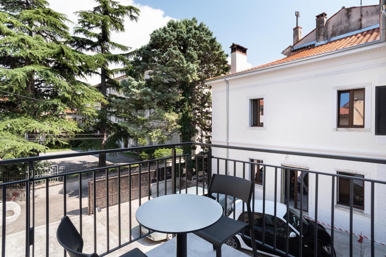 Capraria Appartments In Historic Center, With Private Parking Koper Eksteriør billede